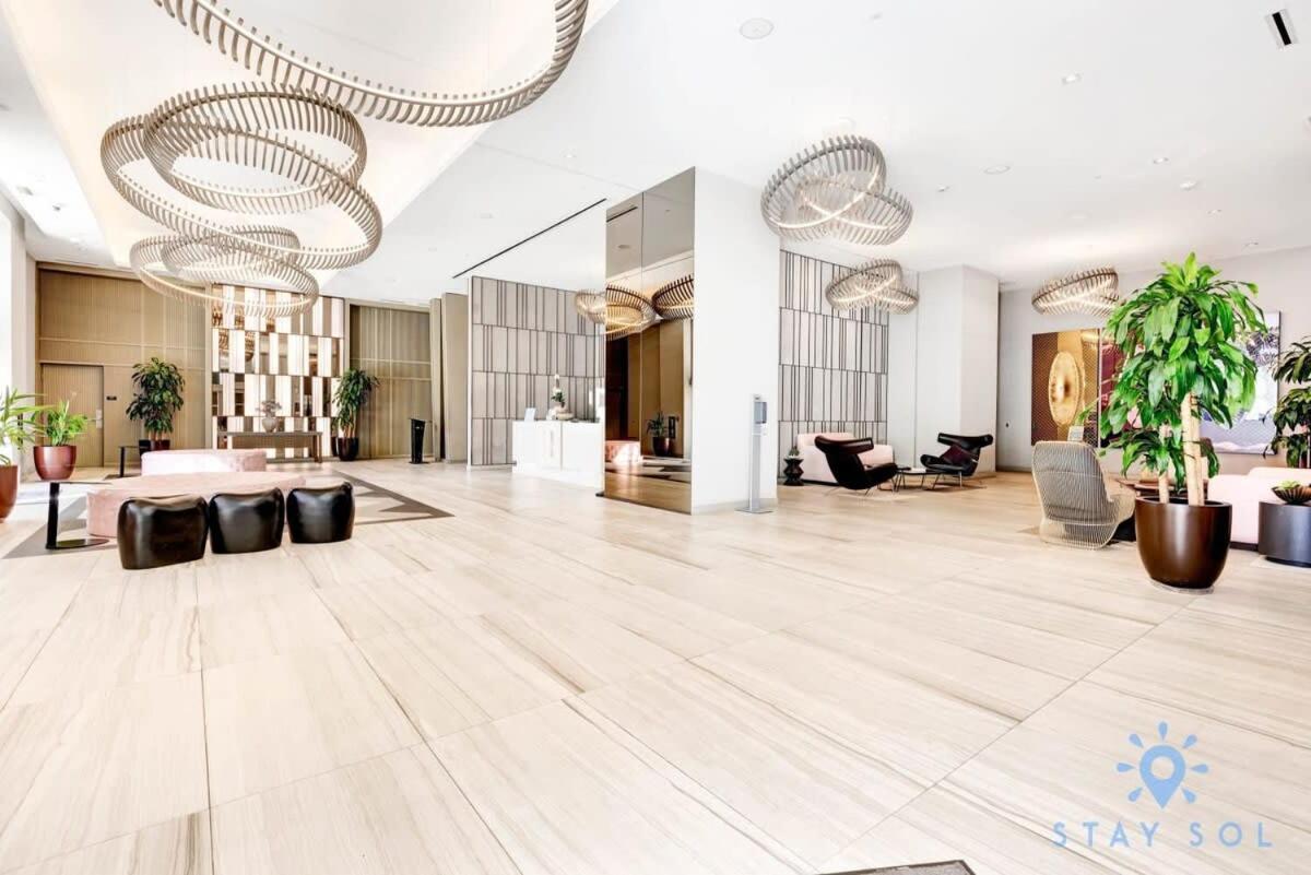 Wrap Around Balcony - Insane Views - Amazing Pools Apartment Hollywood Ngoại thất bức ảnh