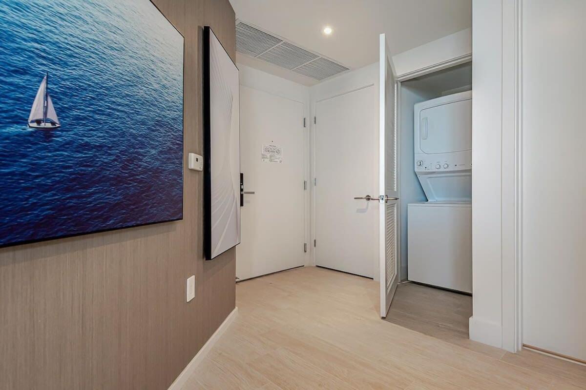 Wrap Around Balcony - Insane Views - Amazing Pools Apartment Hollywood Ngoại thất bức ảnh